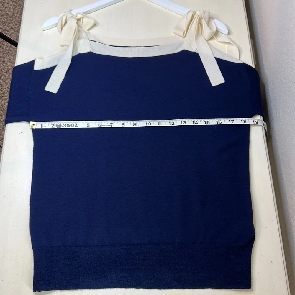 J.Crew Merino Wool‎ Tie Shoulder Sweater Size Small
